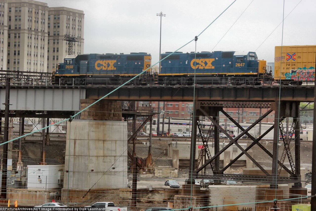 CSX 2647 and 2650